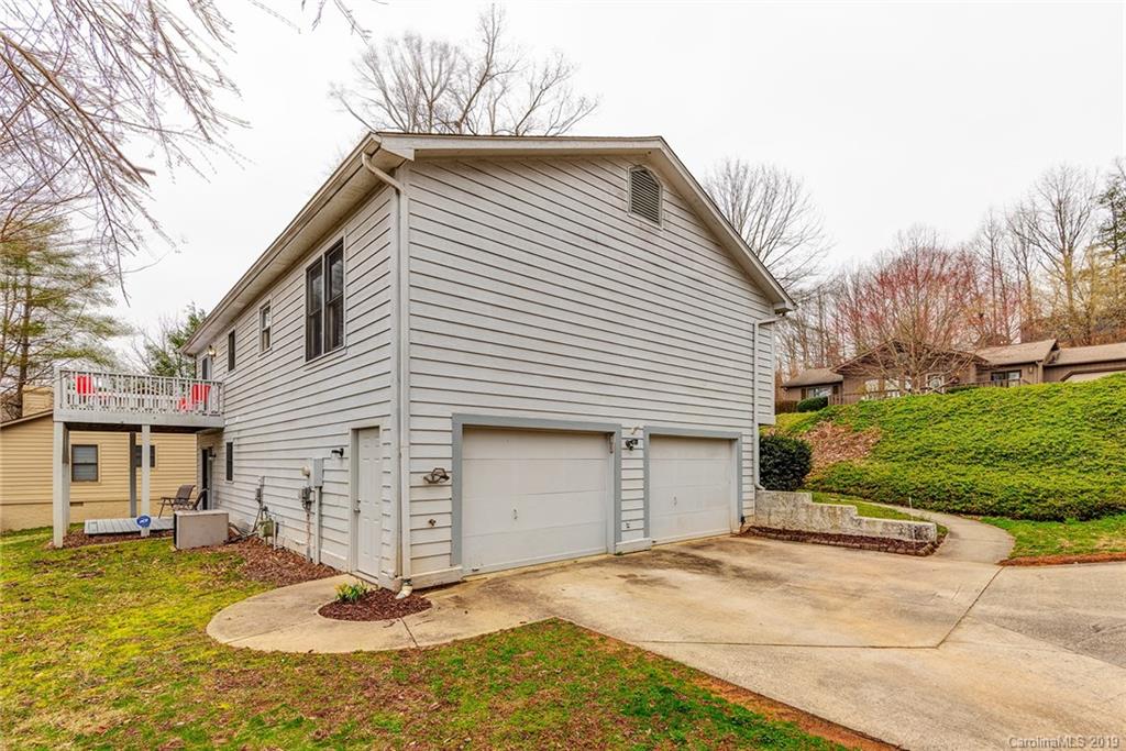 19 Pine Ridge Trail Arden NC 28704