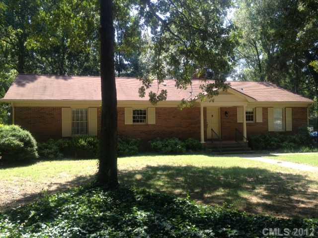 2400 Vista Drive Charlotte NC 28212