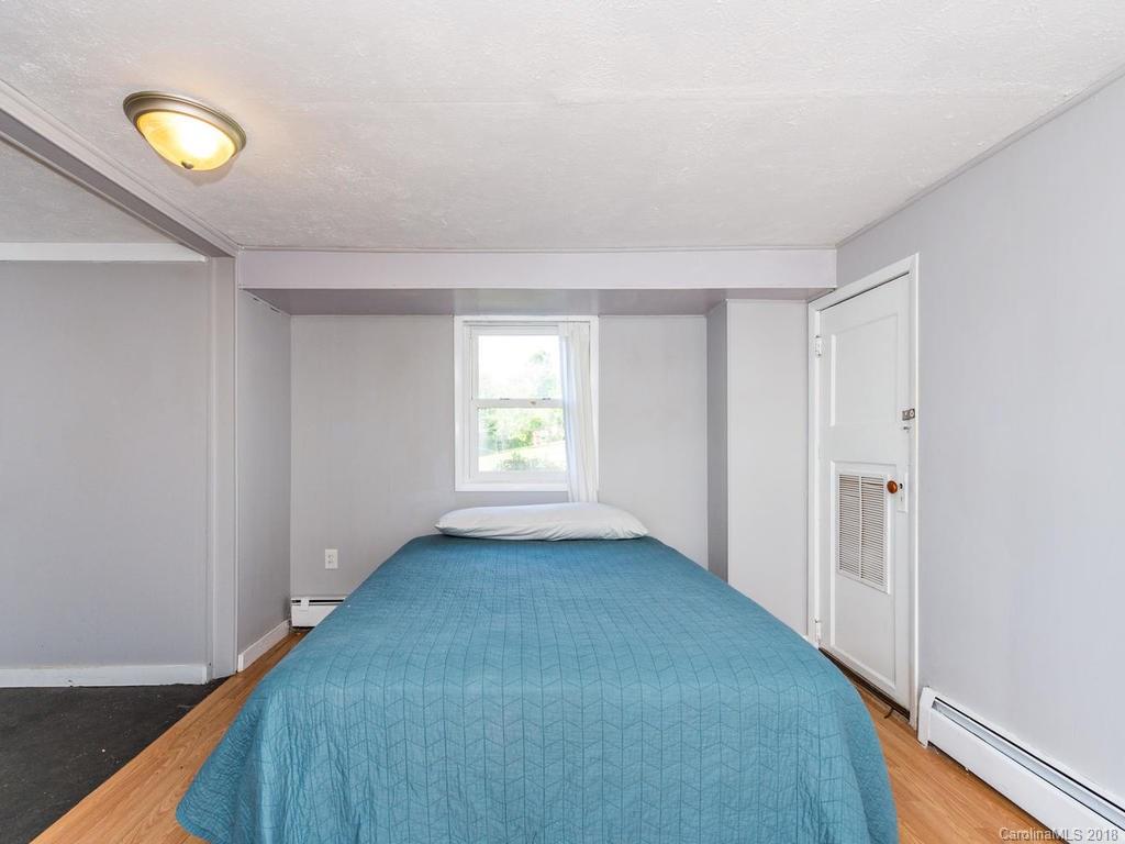 6 W Raleigh Road Asheville NC 28803