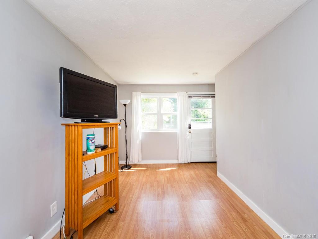 6 W Raleigh Road Asheville NC 28803
