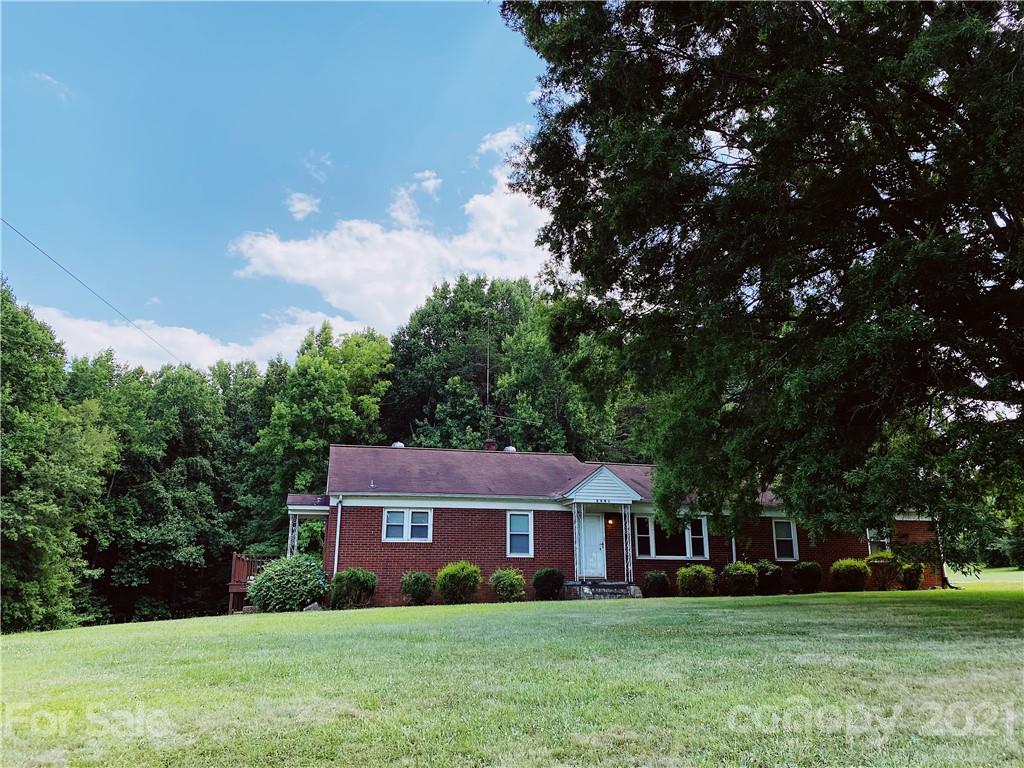 2481 Hickory Highway Statesville NC 28677