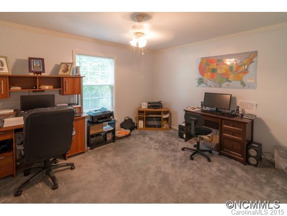 8 Hoopers Forest Drive Fletcher NC 28732