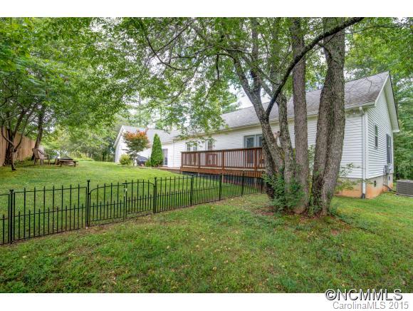 8 Hoopers Forest Drive Fletcher NC 28732