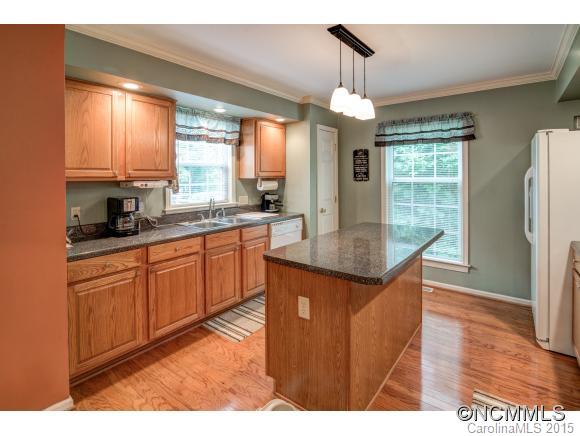 8 Hoopers Forest Drive Fletcher NC 28732