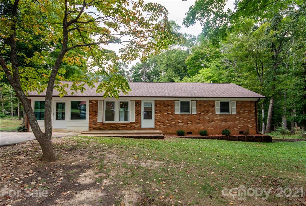 141 Hillndale Road Statesville NC 28677