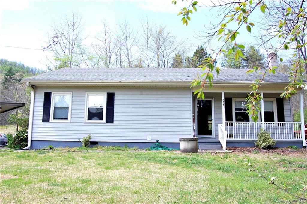 224 Rock Haven Lane Zirconia NC 28790