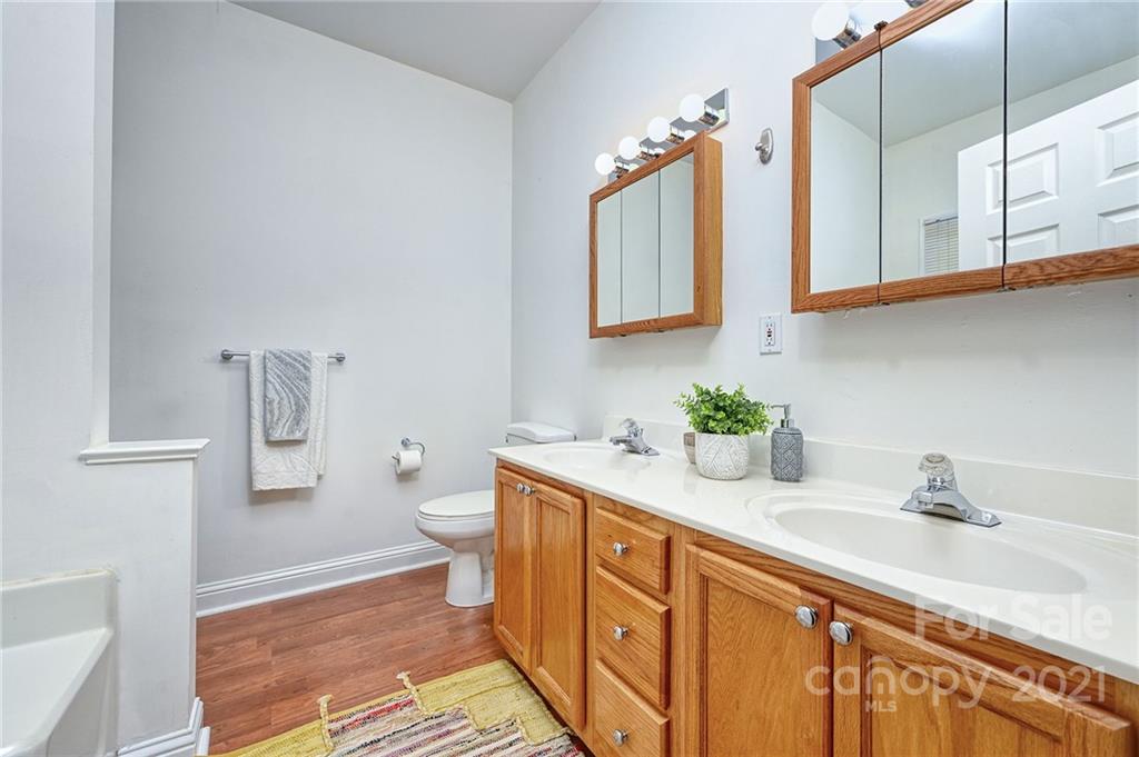 37 Poplar Creek Drive Asheville NC 28805