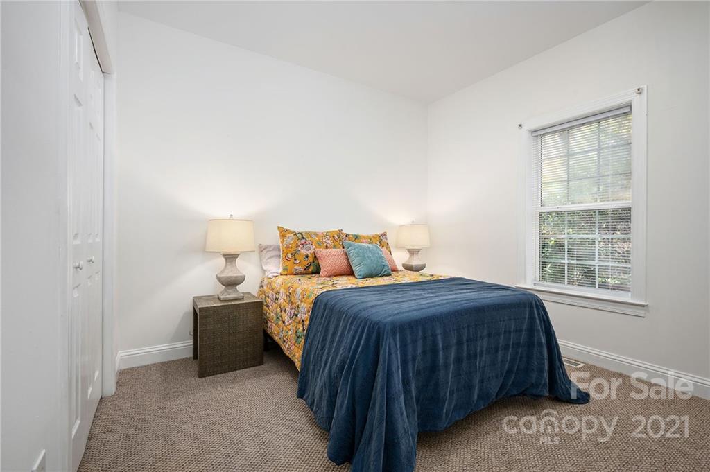 37 Poplar Creek Drive Asheville NC 28805