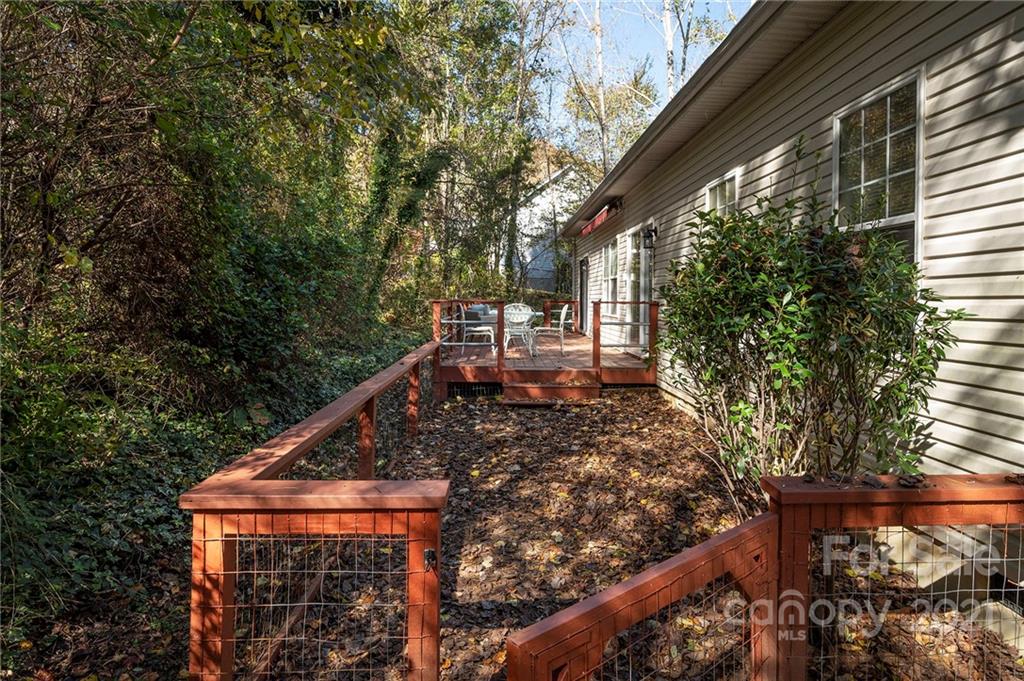 37 Poplar Creek Drive Asheville NC 28805