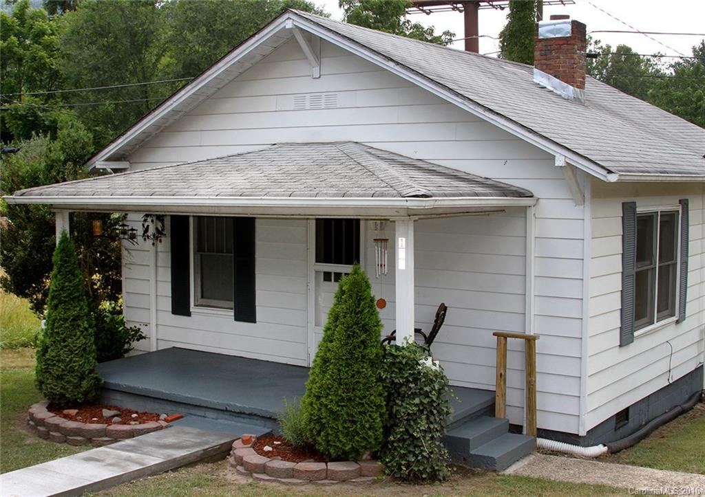 104 Central Avenue Swannanoa NC 28778