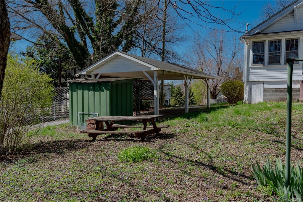 101 Pulliam Street Marion NC 28752