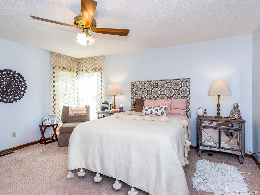 22a Foxglove Court Asheville NC 28805