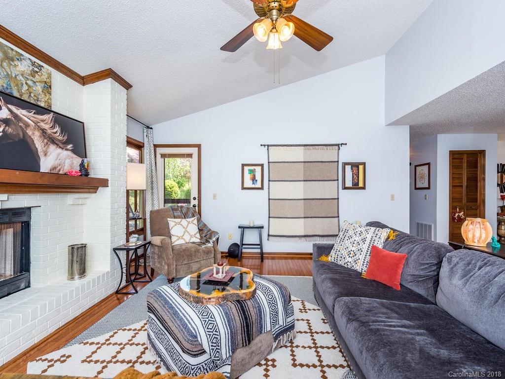22a Foxglove Court Asheville NC 28805