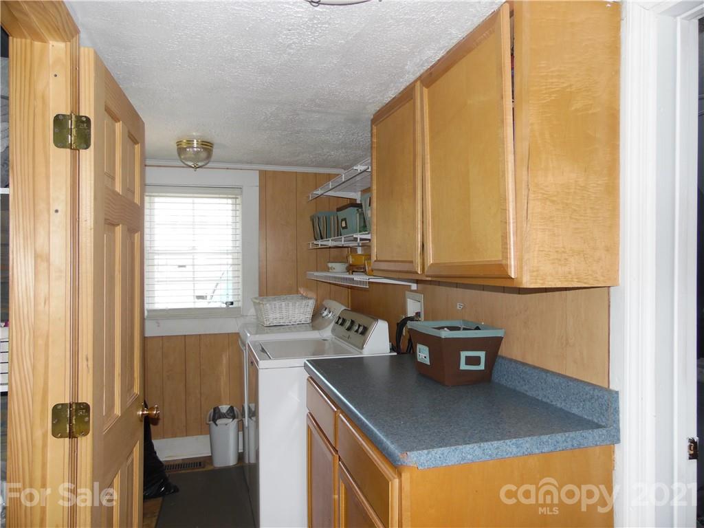 80 W Cross Street Marion NC 28752