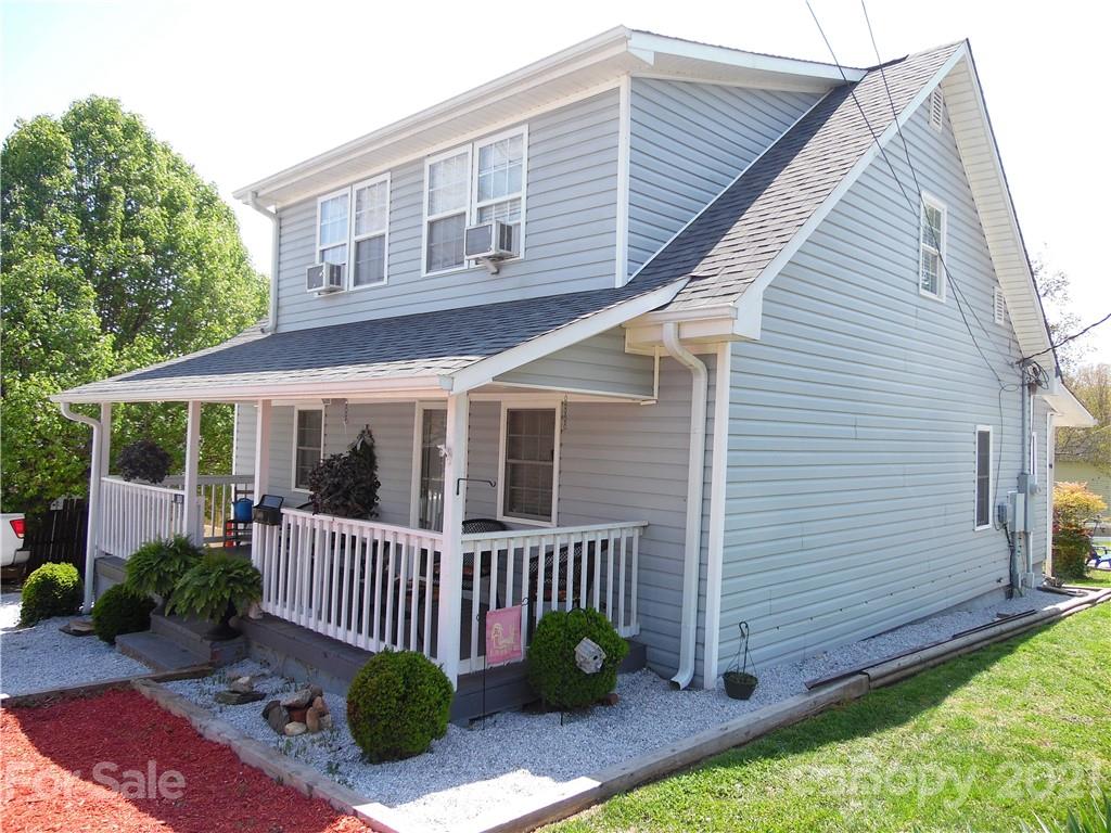 80 W Cross Street Marion NC 28752