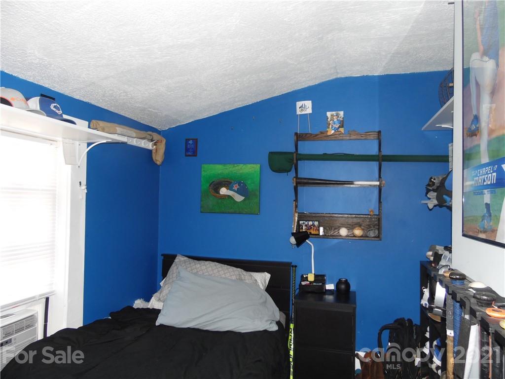 80 W Cross Street Marion NC 28752