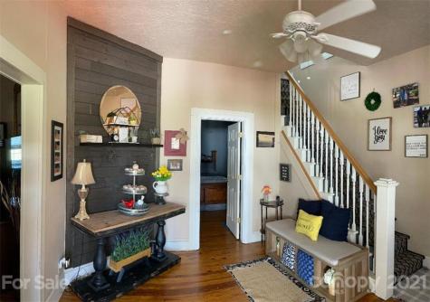 80 W Cross Street Marion NC 28752