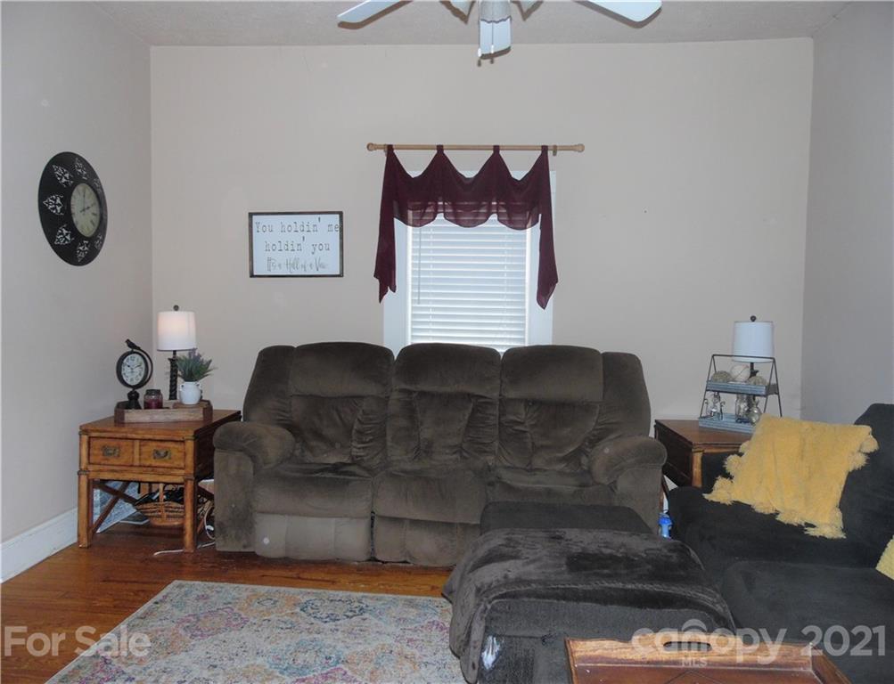 80 W Cross Street Marion NC 28752