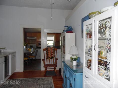 80 W Cross Street Marion NC 28752