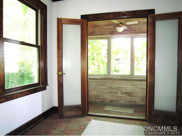 104 N. Liberty Street Asheville NC 28801