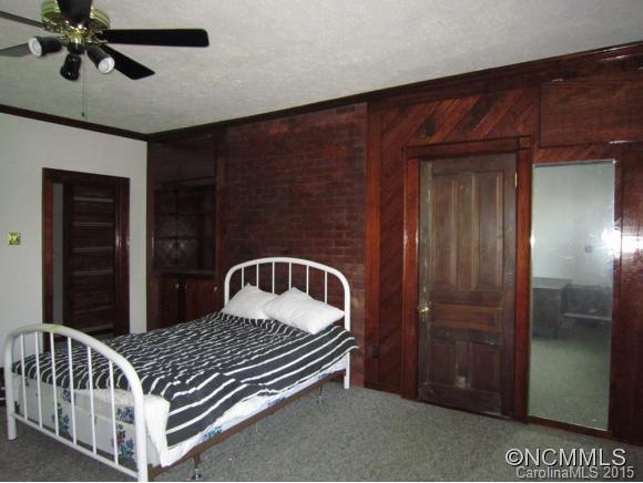 104 N. Liberty Street Asheville NC 28801