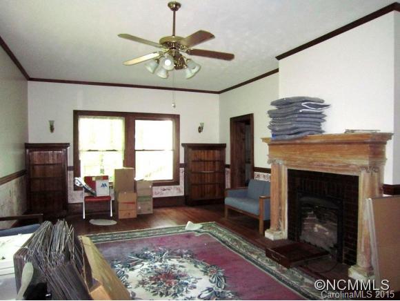 104 N. Liberty Street Asheville NC 28801