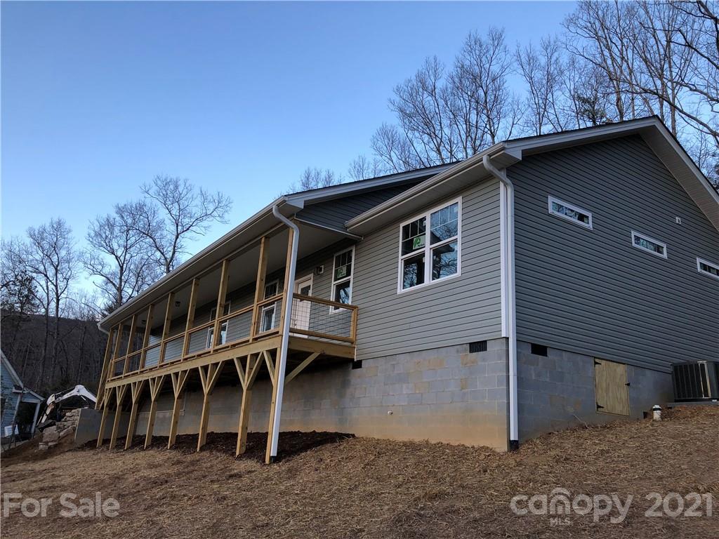 203 Whitaker Road Fairview NC 28730