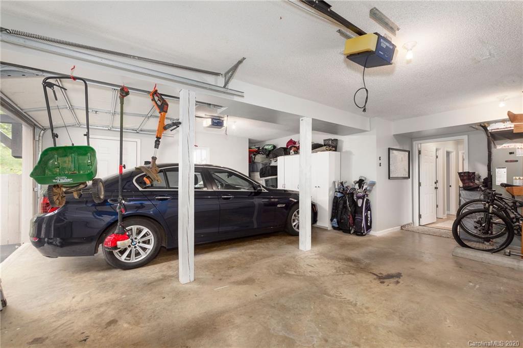 135 Black Oak Drive Asheville NC 28804