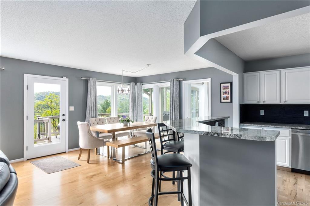 135 Black Oak Drive Asheville NC 28804