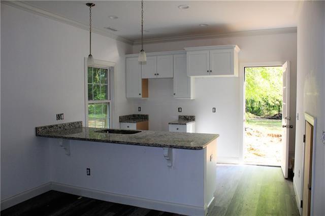 1820 19th Avenue Ne Hickory NC 28601