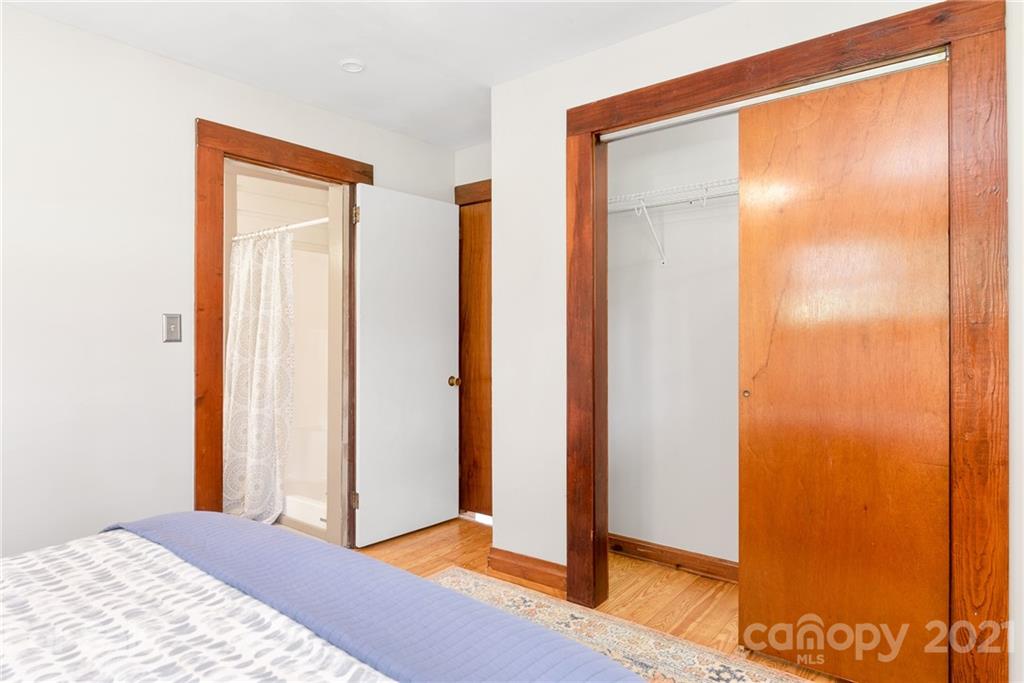 10 Deaver Drive Asheville NC 28806