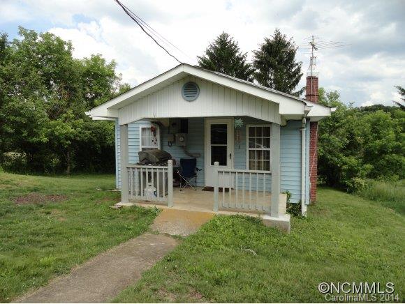 208 Phillipsville Loop Canton NC 28716