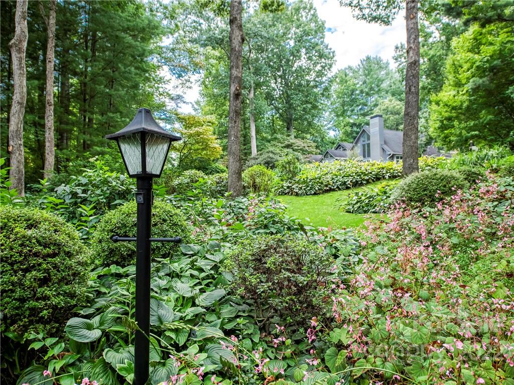 10 Canterbury Place Arden NC 28704