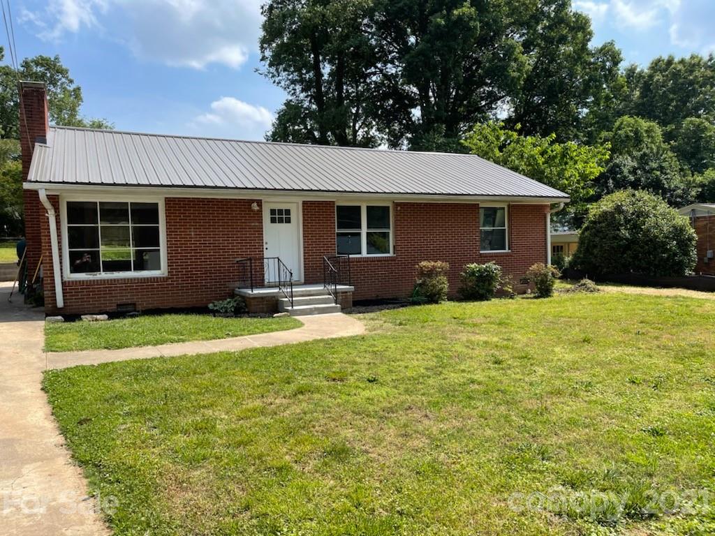 436 Hillcrest Drive Statesville NC 28677