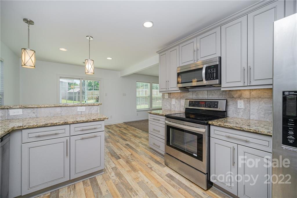 1719 Dunnington Court Charlotte NC 28216