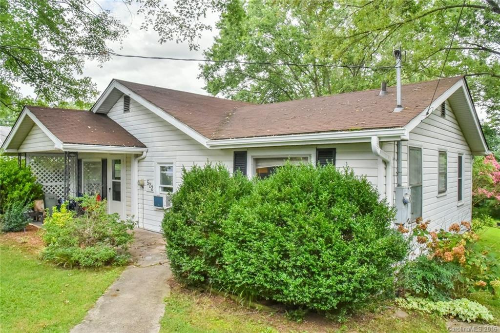 522 Deaverview Road Asheville NC 28806