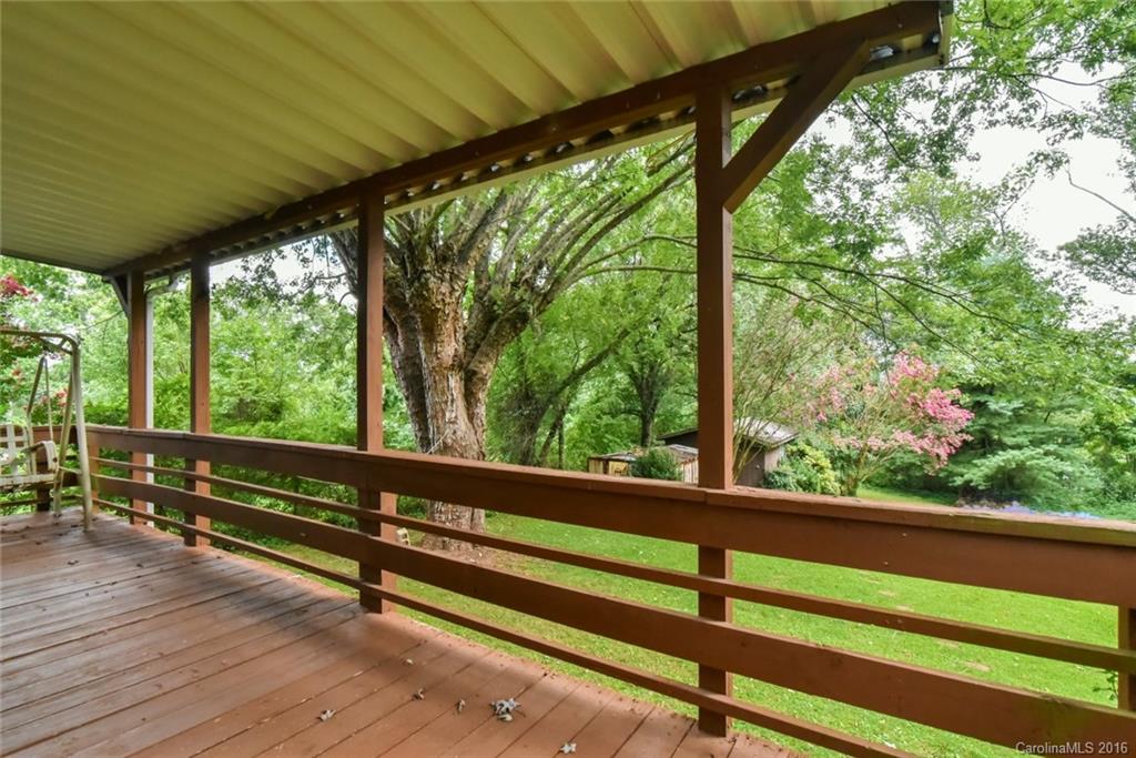 522 Deaverview Road Asheville NC 28806