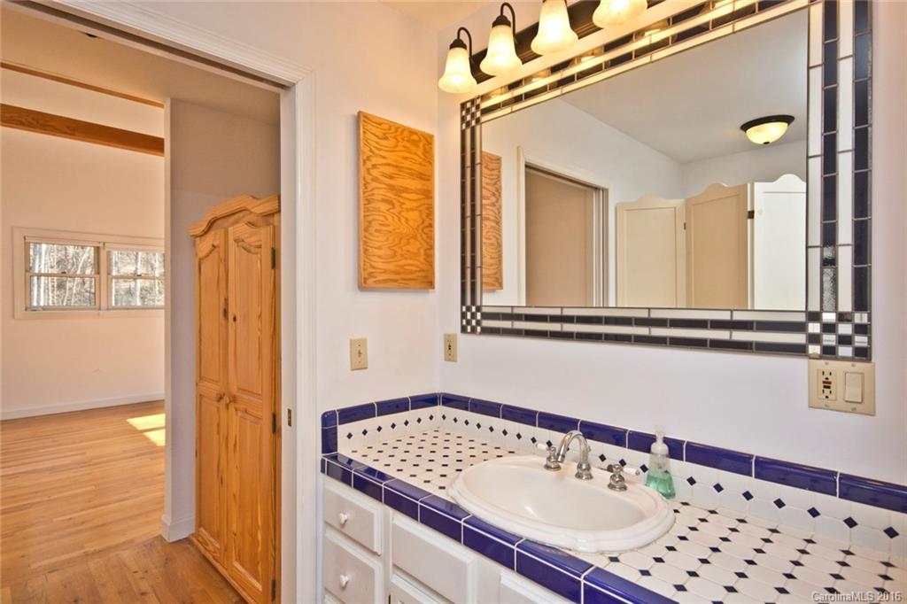 444 Ox Creek Road Weaverville NC 28787