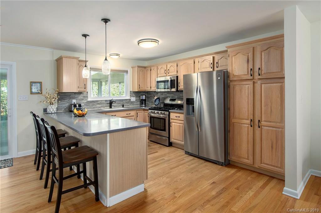 10 E Baird Mountain Road Asheville NC 28804