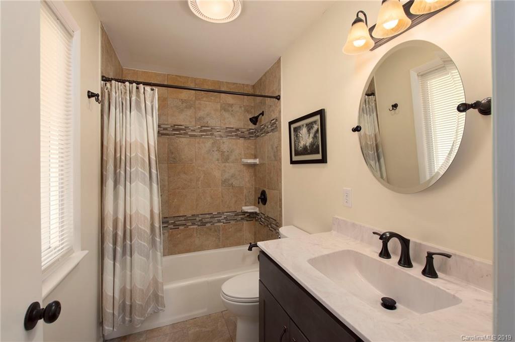 10 E Baird Mountain Road Asheville NC 28804