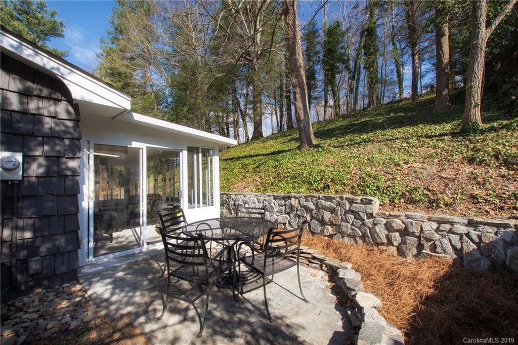10 E Baird Mountain Road Asheville NC 28804