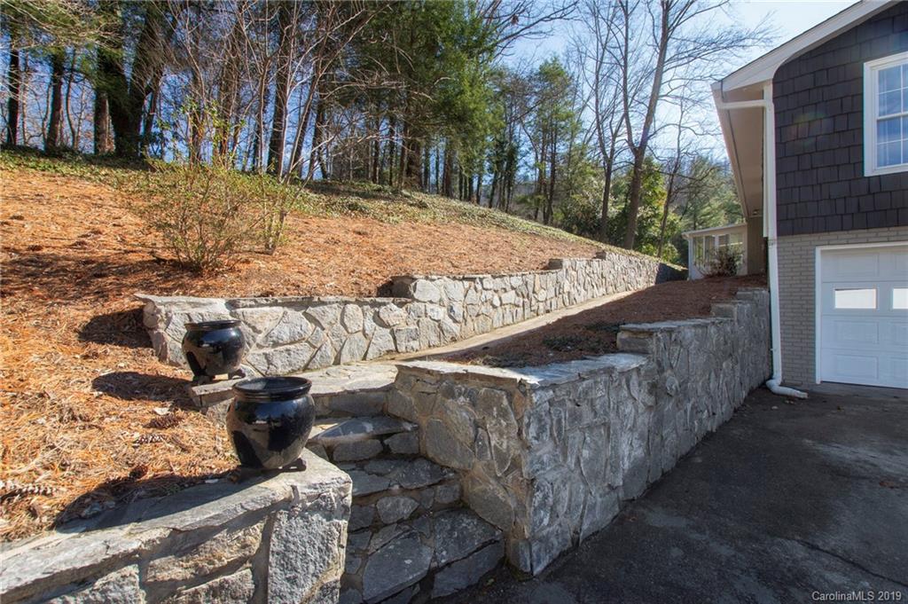10 E Baird Mountain Road Asheville NC 28804