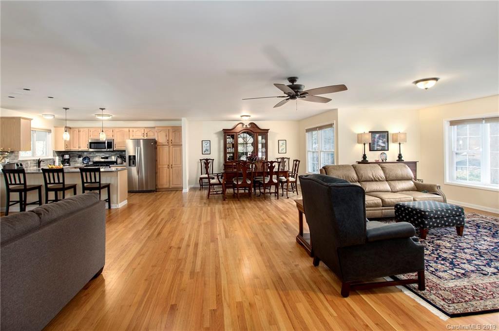 10 E Baird Mountain Road Asheville NC 28804