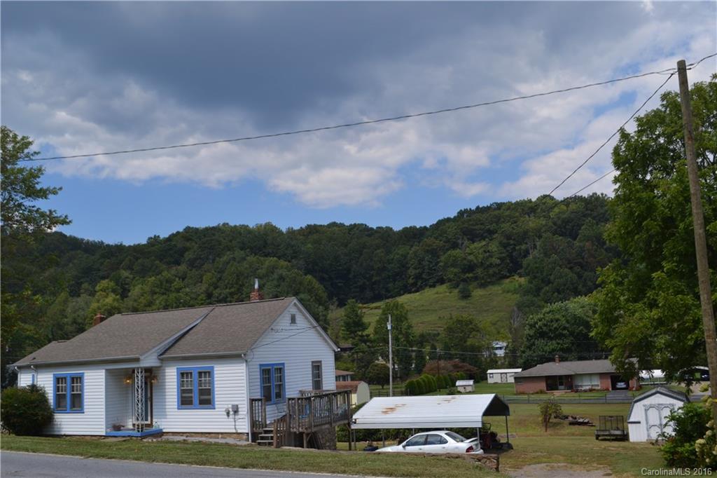 1084 Old Balsam Road Waynesville NC 28786