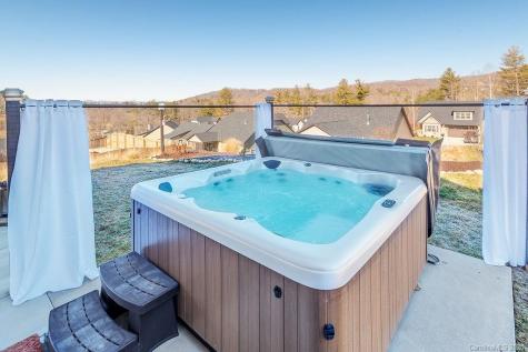 219 Water Leaf Drive Weaverville NC 28787
