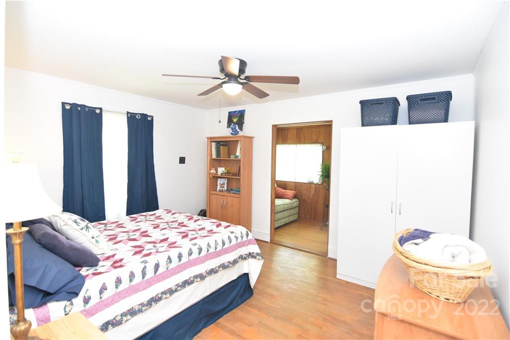 215 Mauney Street Mount Holly NC 28120