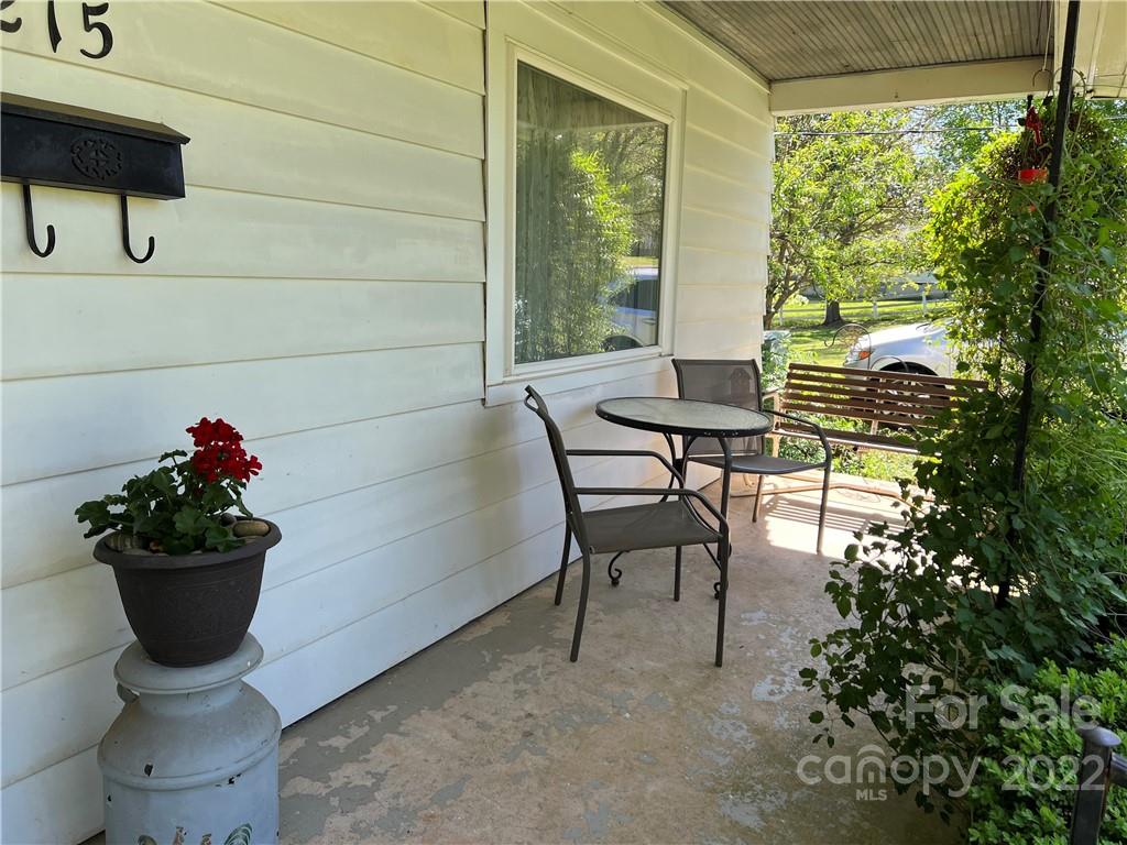 215 Mauney Street Mount Holly NC 28120