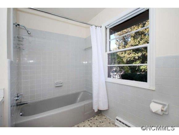 15 Greenleaf Circle Asheville NC 28804