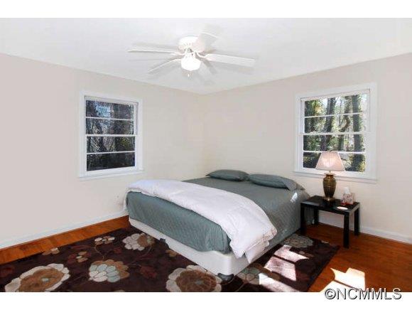 15 Greenleaf Circle Asheville NC 28804