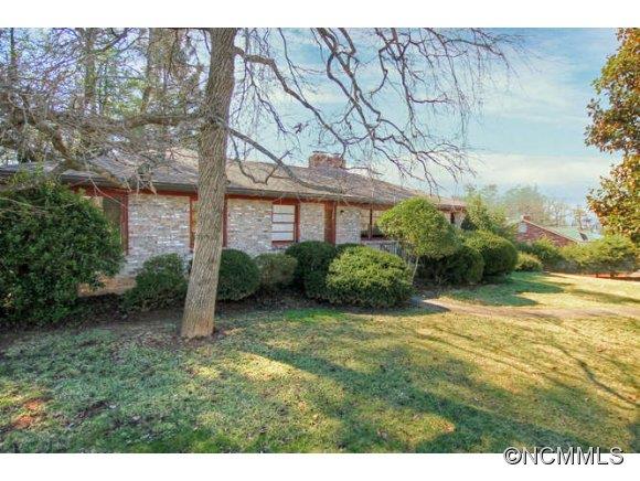 15 Greenleaf Circle Asheville NC 28804